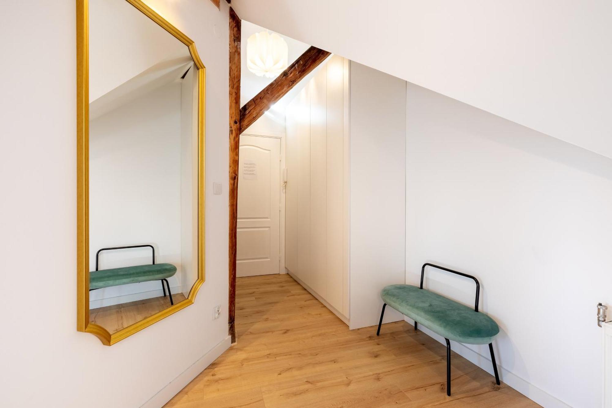 Apartment With Entresol Old Town كراكوفيا المظهر الخارجي الصورة