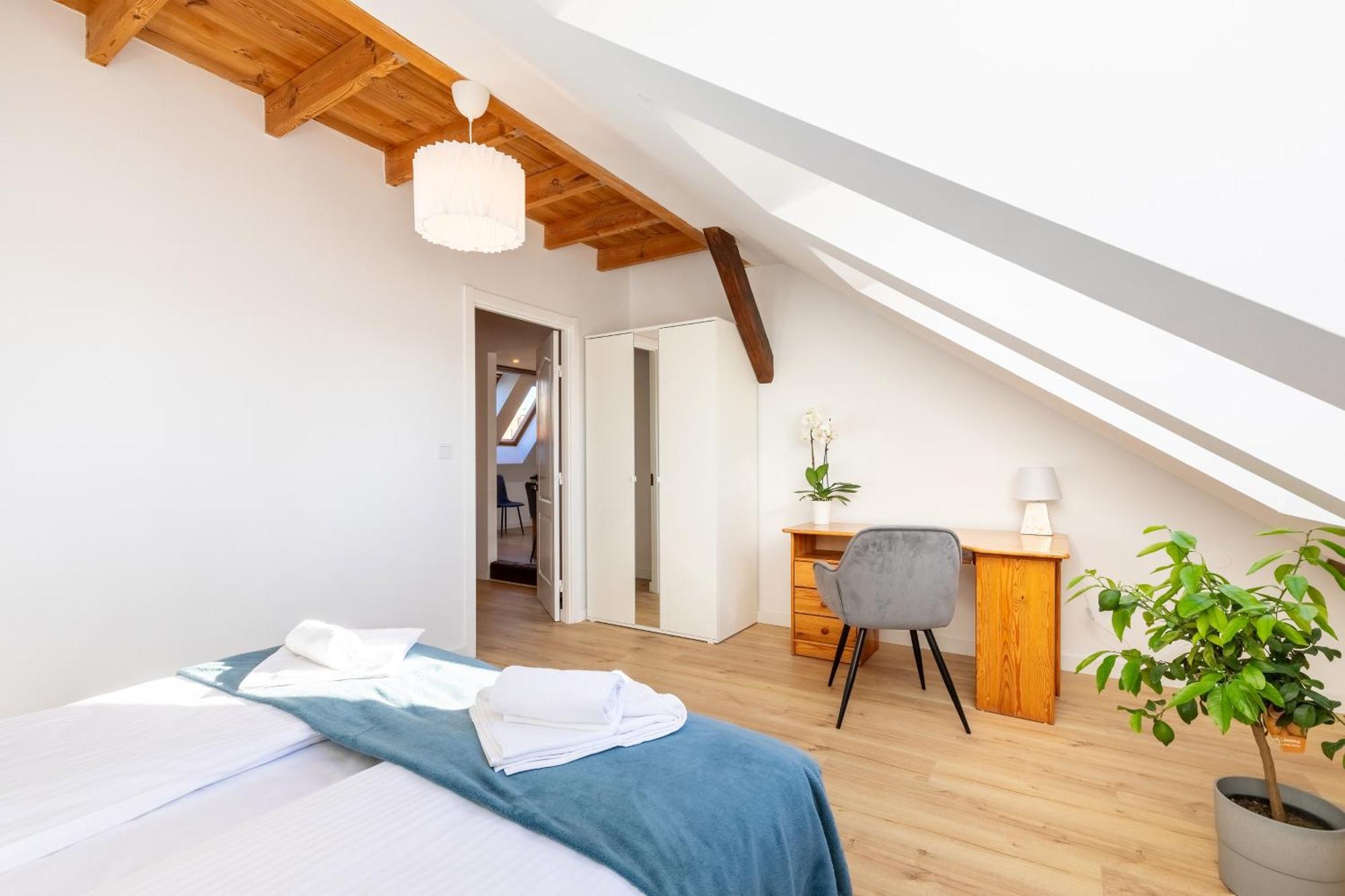 Apartment With Entresol Old Town كراكوفيا المظهر الخارجي الصورة
