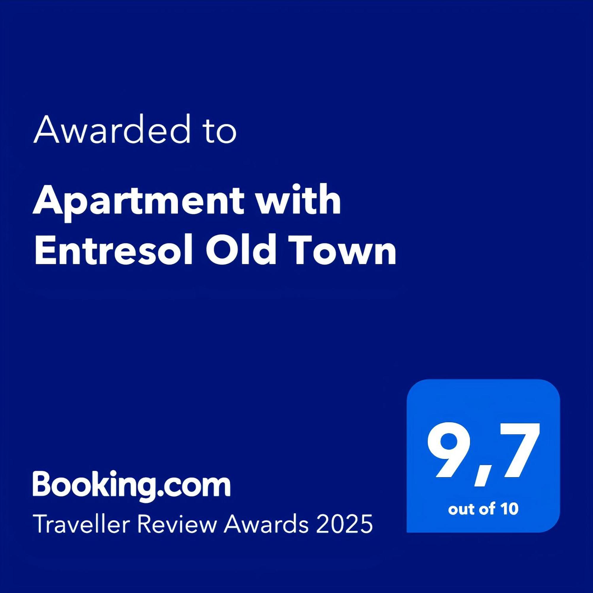Apartment With Entresol Old Town كراكوفيا المظهر الخارجي الصورة